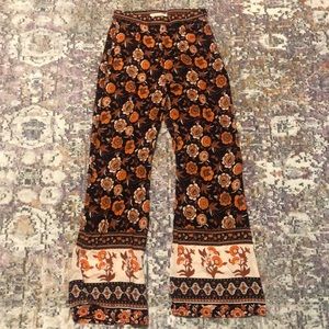 Floral Printed pants